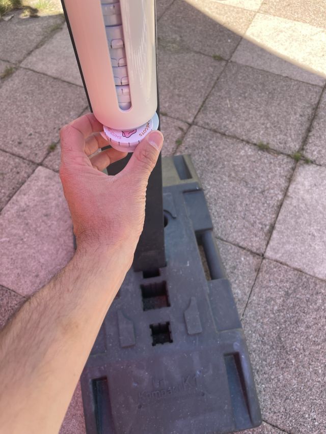 Distributeur de cendriers de poche clic-clac - acier inoxydable - contenance 68 unités - fixation murale ou sur poteau_1