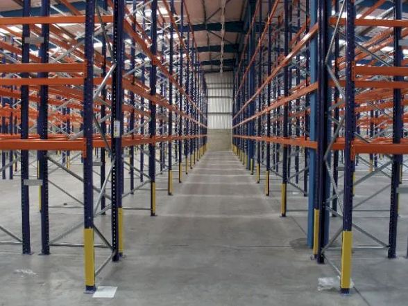 Rayonnages sur mesure, pour optimiser vos surfaces intérieures et extérieures_1