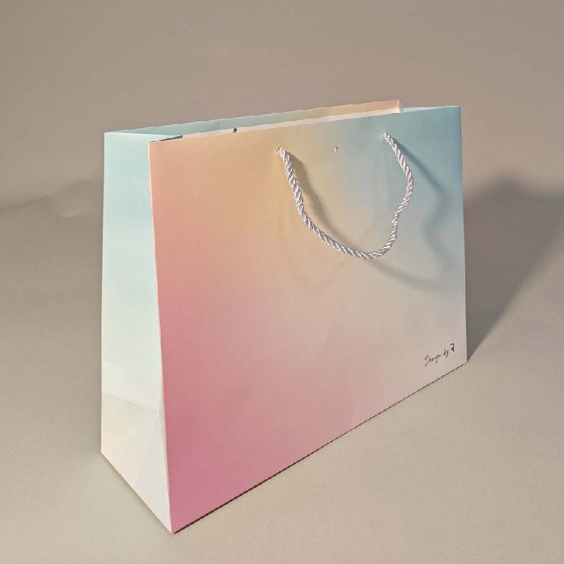 Sac luxe Arc-en-ciel poignées cordelières blanc 36x12x28 cm - par 12_1