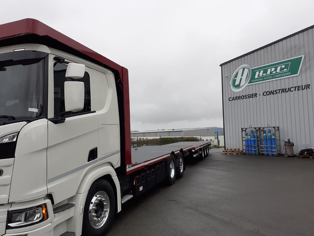 Plateau-paille porteur avec plancher acier larmé