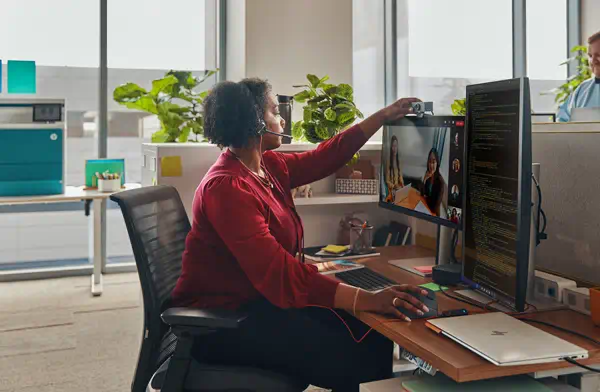 Micro-casque Poly Blackwire 3320 stéréo USB-C certifié Microsoft Teams + adaptateur USB-C/A_1