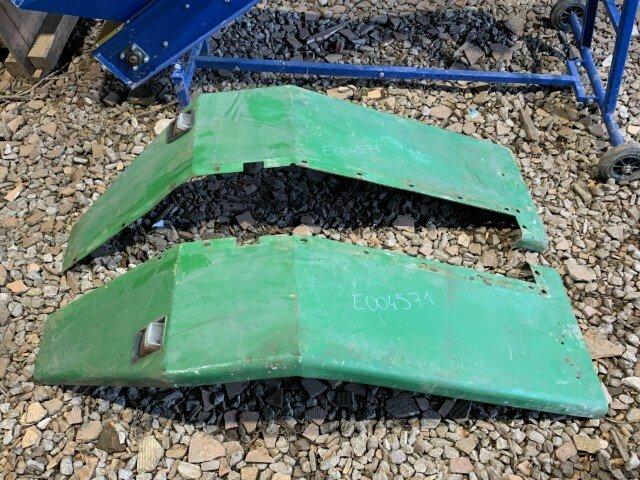 Pièce tracteur John Deere aile cabine ppi - En occasion_1