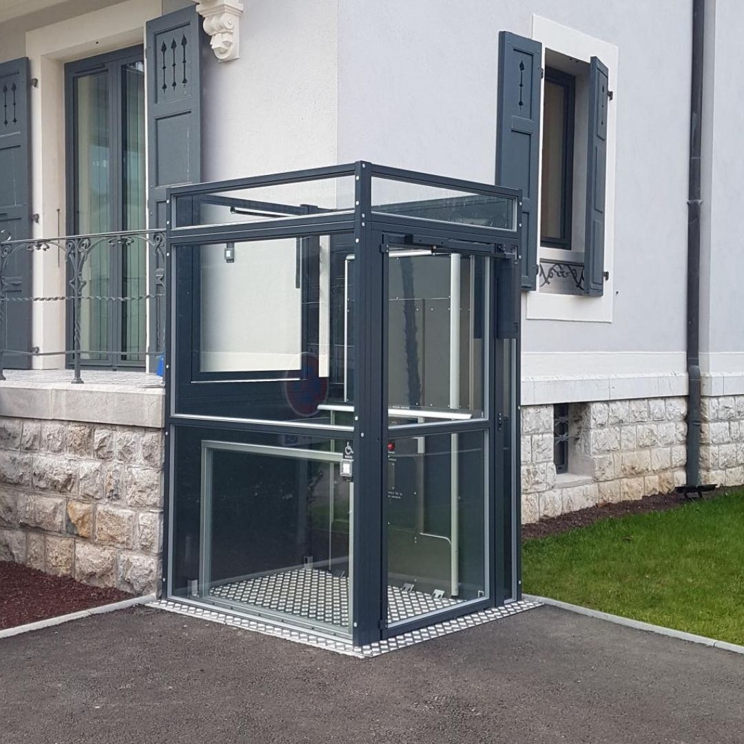 Élévateur PMR AEA PAV - Plateforme électrique pour niveaux inférieurs à 3 mètres_1