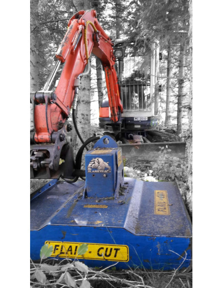Gyrobroyeur Slanetrac FH80 avec largeur de travail de 80 cm