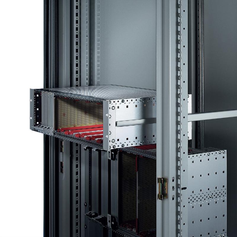 Adaptateur profilé en C SCHROFF pour bacs à cartes montés en armoires, 295 mm_1