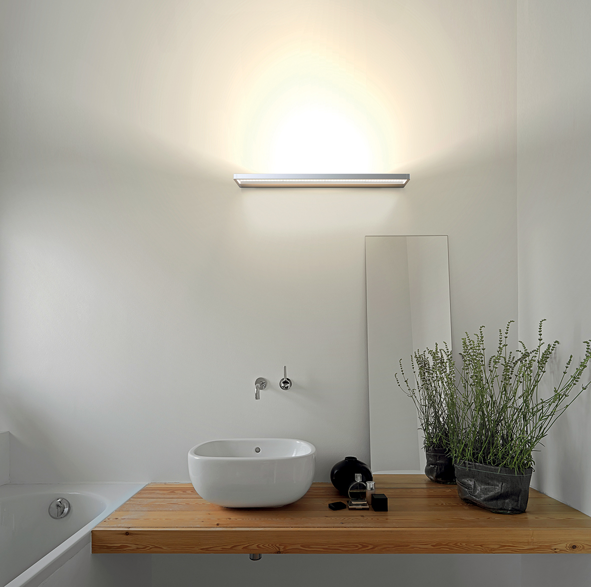 Appliques murales Zera Bath - IP44 - Finesse 20 mm - Éclairage économique et rapide à installer_1