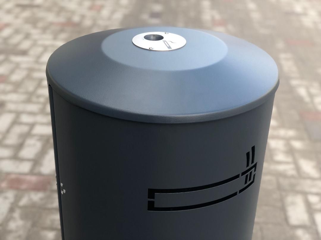 Cendrier sur pied grande capacité - extérieur ultra résistant avec serrure et seau intérieur acier galvanisé - Coloris personnalisables - Design exclusif URBANECO 42_1