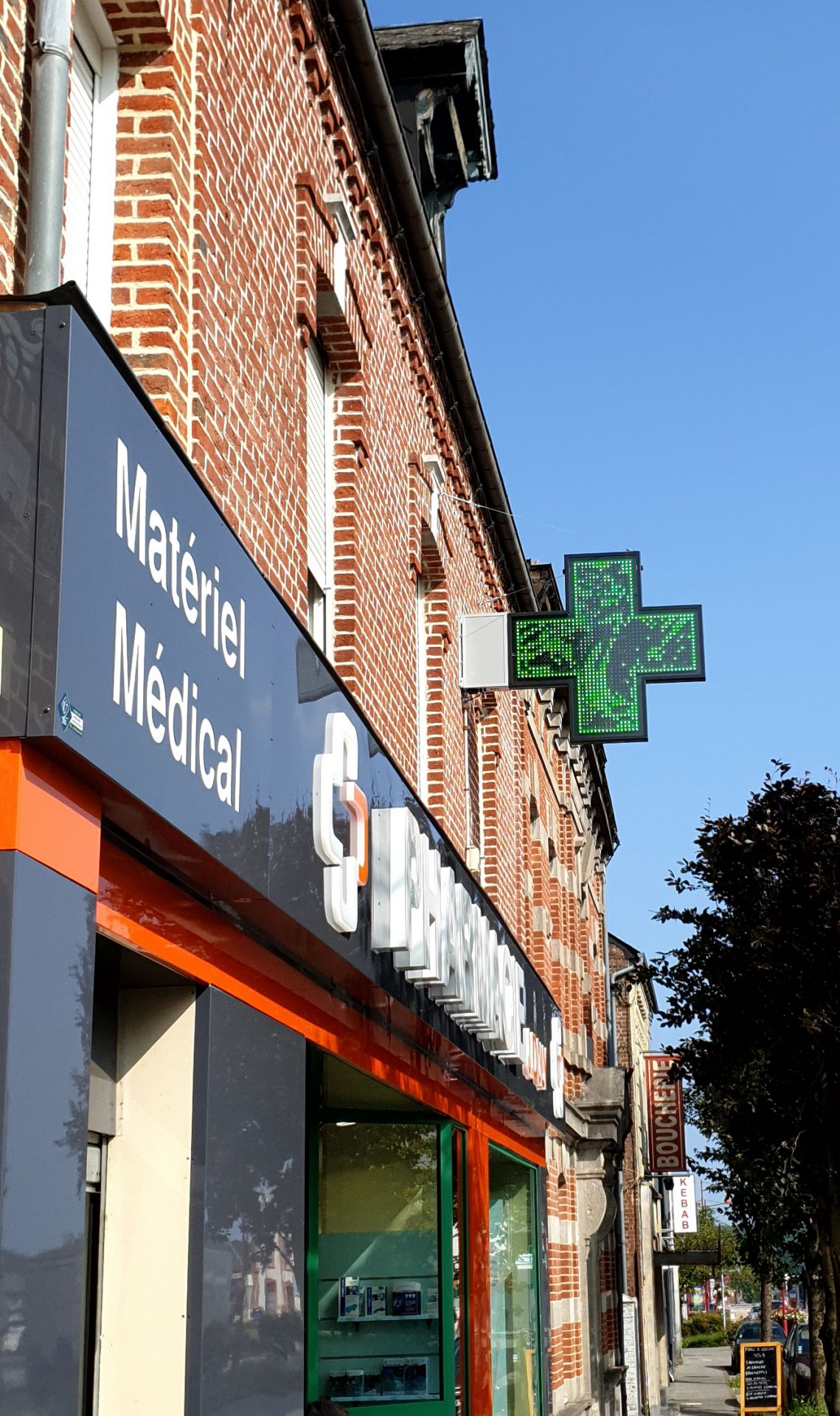 Croix de pharmacie_1