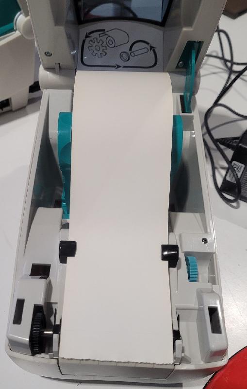 Zebra TLP 2824 Plus - imprimante d'étiquettes - Noir et blanc - transfert_1