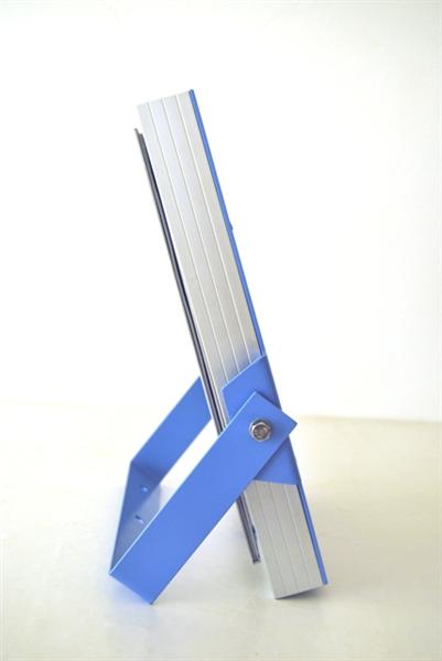 Luminaire d'éclairage public LED 4.5W - Hauteur conseillée 6m - Autonome solaire avec capteur photovoltaïque 5W_0