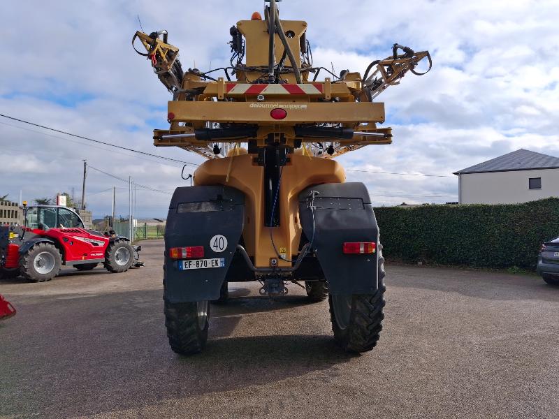 Pulvérisateur automoteur Challenger Rogator 655 D - 36m - 6300L - Occasion 2016_1