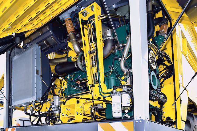 Machine ROPA Panther 2 pour arrachage de betteraves avec puissance renforcée