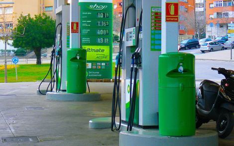 Poubelle polyéthylène durable avec distributeur de sacs et gants_2