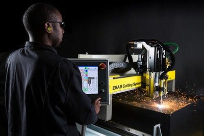 SGX - Coupe industrielle ESAB France SAS - Largeurs de coupe utiles jusqu'à 1,5m, découpe plasma et oxycoupage_1