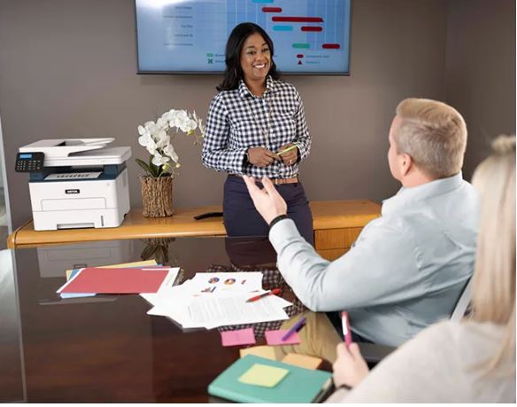 Imprimante multifonction sécurisée noir et blanc - Xerox B225 - idéale pour les équipes de travail intensives, 34 ppm, recto verso, connectivité Wi-Fi et Ethernet_1