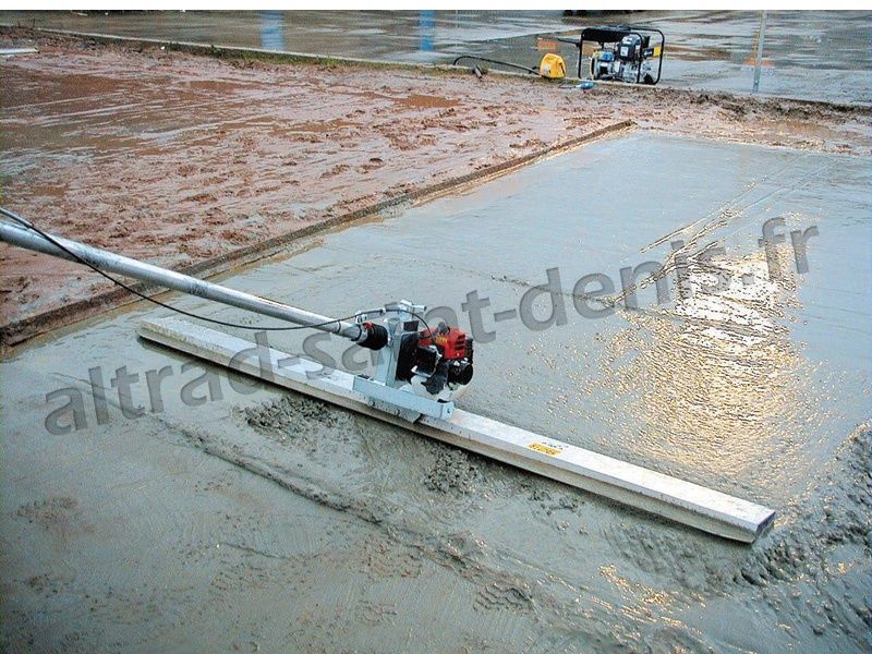 Midi screed 200 et 300 règle vibrante - en aluminium de 2 m et 3 m_1
