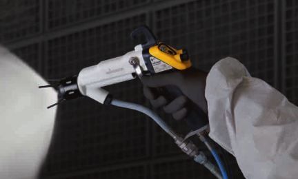 Outil de projection manuel AirCoat pour applications de vernis solvantés