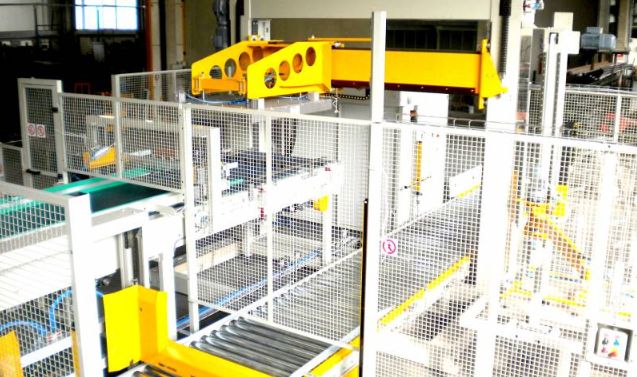 Hercules AP DP EC/FC 30 - Palettiseurs et dépalettiseurs automatiques à tête mobile pour boîtes vides et pleines - Clevertech France_1