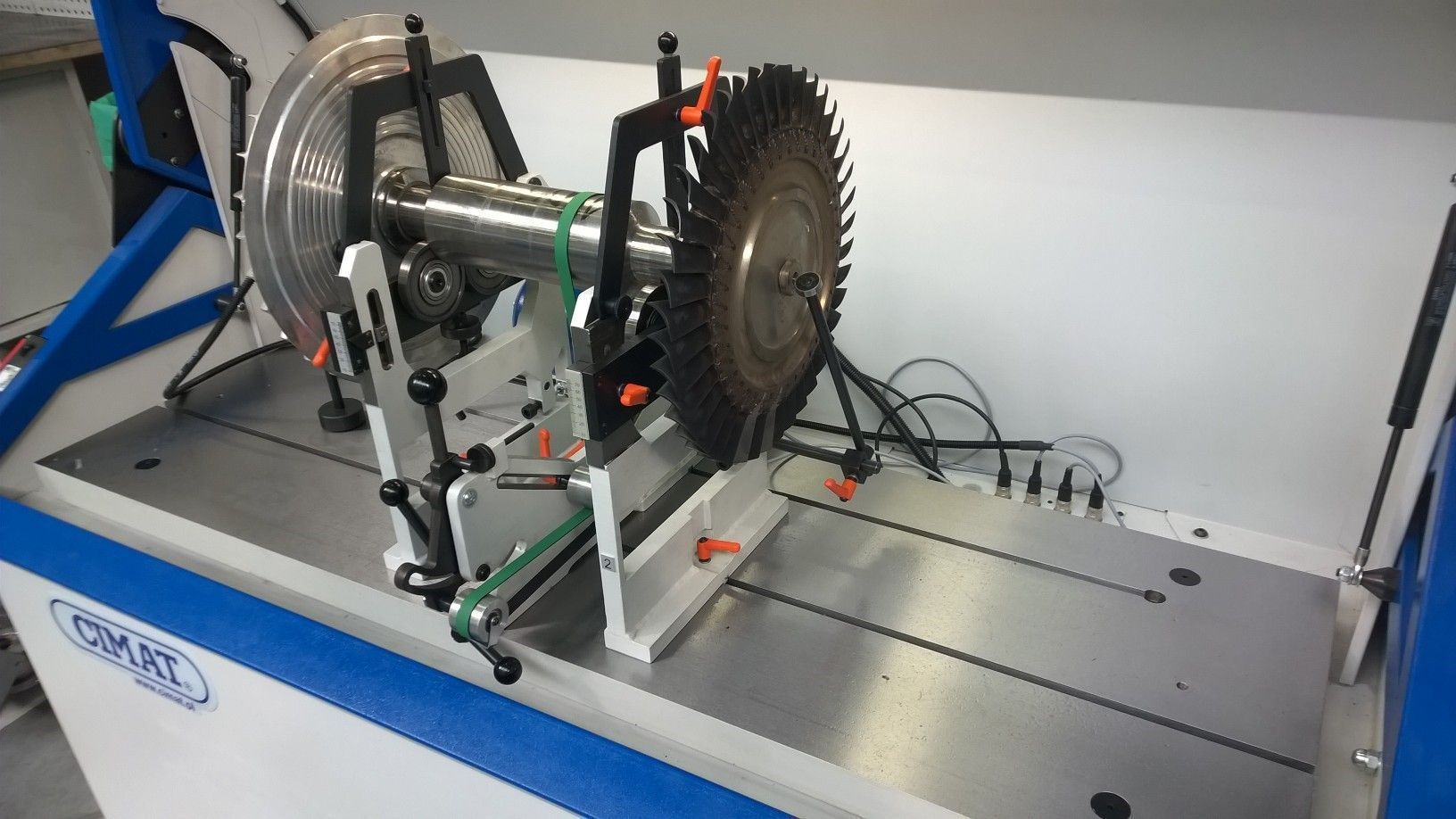 Machines d`equilibrage compactes cimat_1