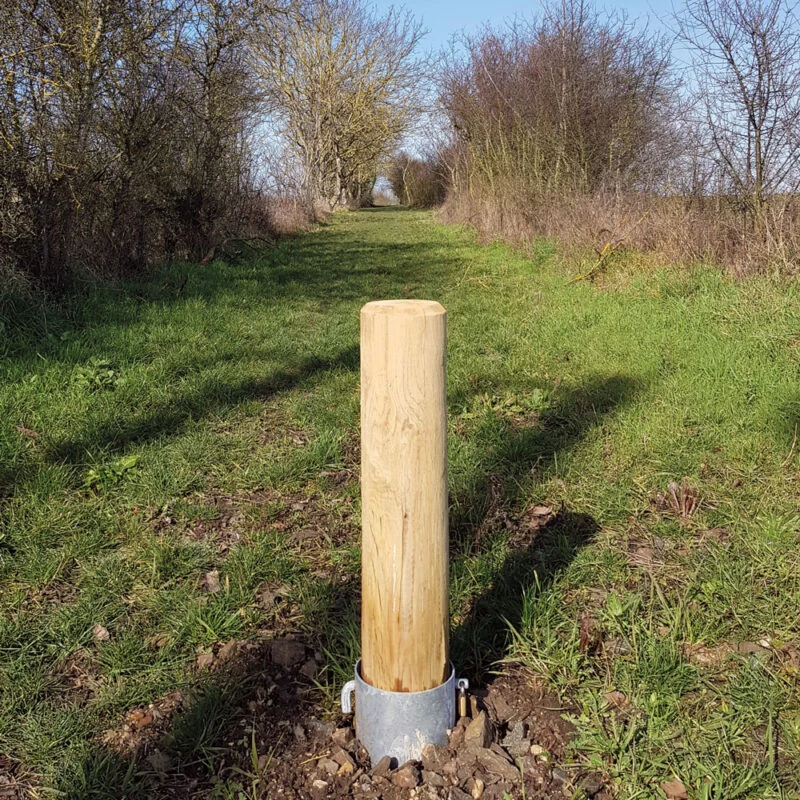 Borne bois ronde /carrée amovible_1