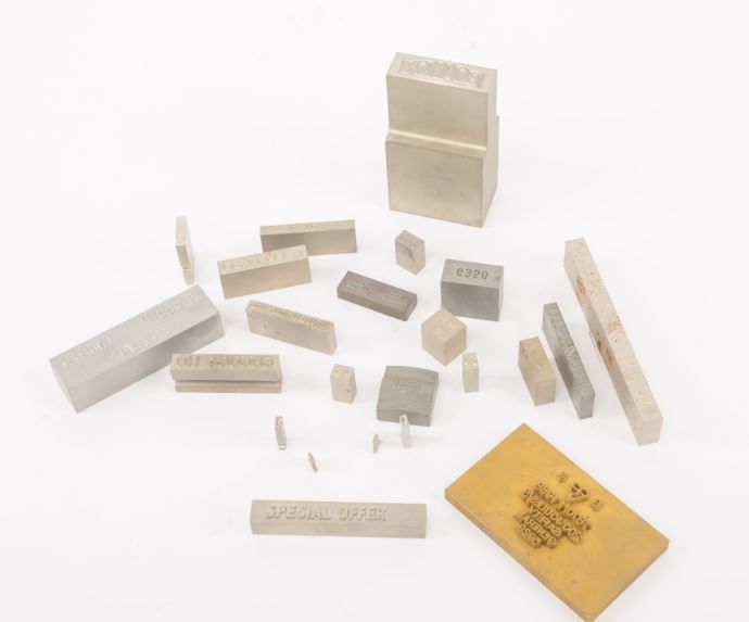 Caractères de marquage avec logo Pryor - marquage sur mesure pour métal, bois, plastique et cuir_1