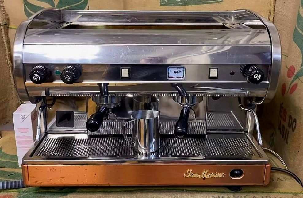 Machine à café espresso professionnelle CMA SanMarino Lisa 2 groupes_1