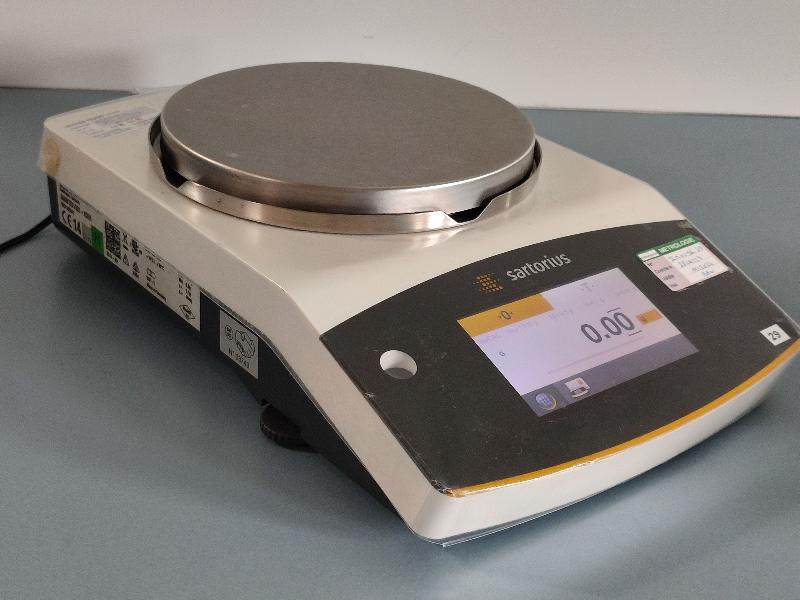 Balance de précision SARTORIUS QUINTIX 1102 1CFR  1100g / 0,01g_1
