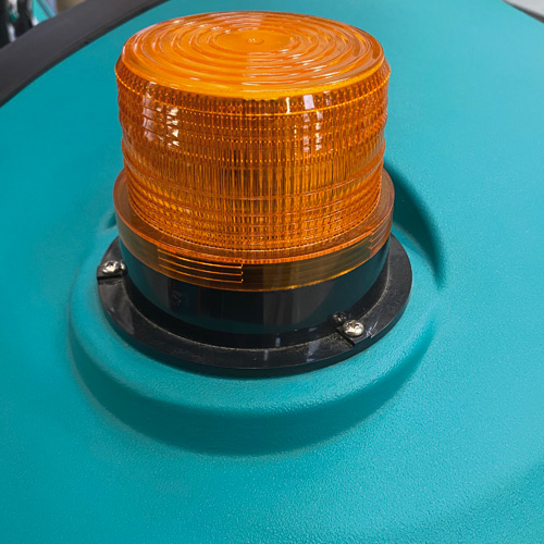 Balayeuse autoportée TS1300 PRO - rendement maximal réel de 7315/4389 m2/h - idéale pour grandes surfaces_1