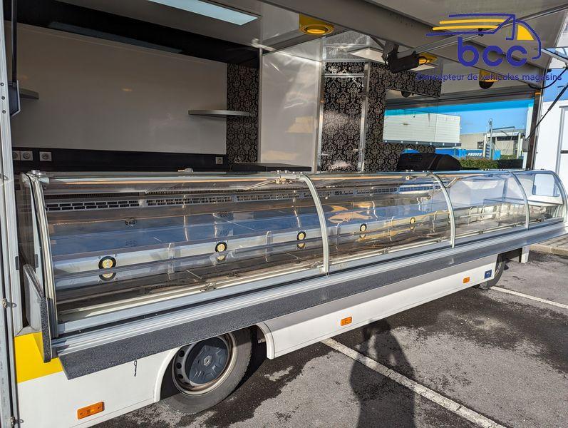 Camion marché panoramique Renault Master 5m50 – Vitre bombée BCC + plan granité noir – 1095_1