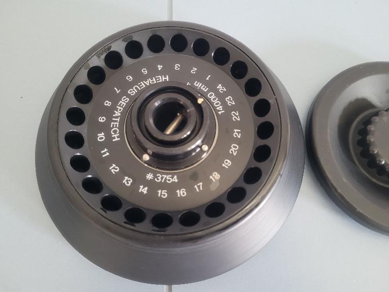 Rotor angulaire pour centrifugeuse Nr.3754 HERAEUS SEPATECH_1