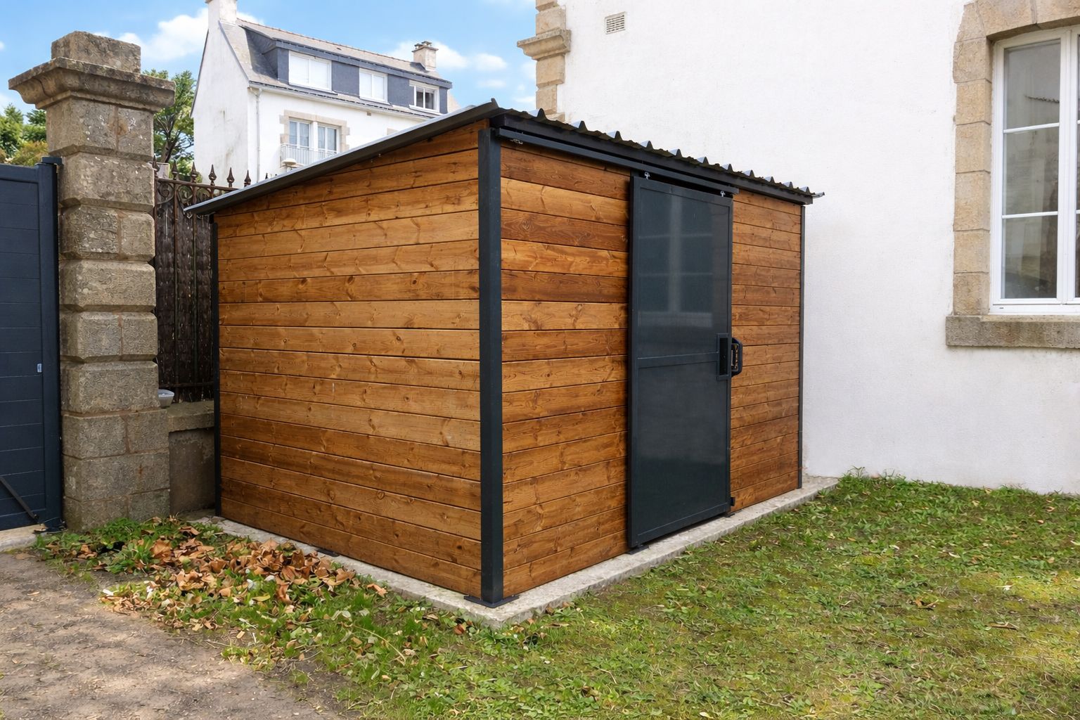 Abri bus Héritage Bosco 3 - structure en acier - bardage en verre sécurit - banc assis-debout - 490 x 185 cm - style Art Nouveau_0