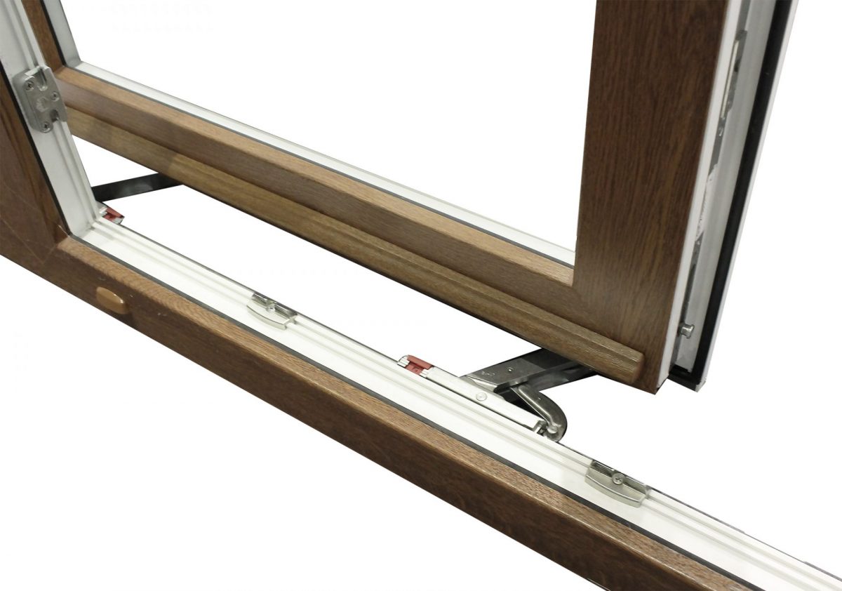 Baie vitrée oscillo-coulissante en PVC sur mesure - Système de frappe - UW jusqu'à 1.3 / AEV : A*4 E*7B V*A3 / RW jusqu'à 40 dB_1