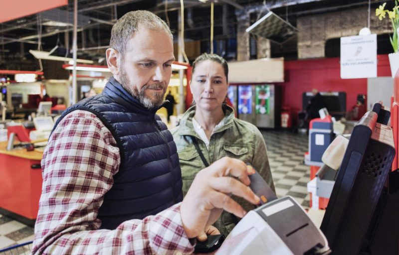 Caisses automatiques - StrongPoint - 110-130V - Solution intuitive et moderne pour libre-service_1