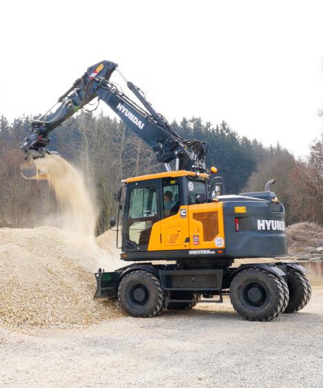 Pelle sur chenilles Hyundai HW170A CR - moteur Cummins B4.5 Stage V - 129 kW (173 ch) - compact radius_1