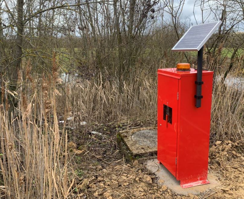 Coffret de commande à déclenchement gsm - obturateur de canalisation_1