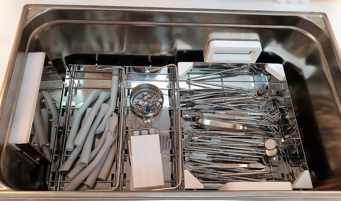 Laveur-Désinfecteur à ultrasons SONODYN 30-EK7 - Modèle encastrable vrac/cassettes/P.I.D - Normes ISO 15883-1-5 - Gamasonic_1