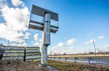 Panneau de signalisation à message variable pour alerter et informer l'usager sur les aléas de la circulation (bouchon, accident, déviation)_1