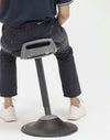 Tabouret assis-debout dynamique avec base inversée - posture ergonomique et balancement actif_1