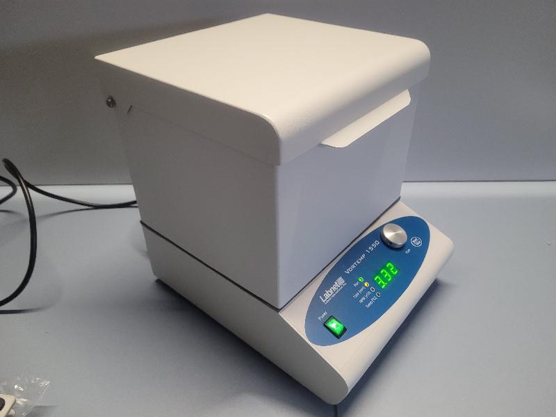 Vortem 1550 Shaking Incubator LABNET_1