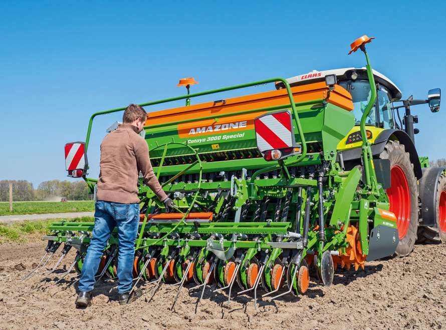 Cataya 3000 Special - semoir agricole AMAZONE - entraînement mécanique, trémie 650L extensible, distribution Precis_1