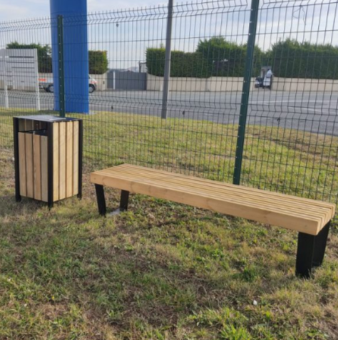Corbeille City - Mobilier urbain en métal et bois avec cendrier intégré - 100L - L500 x P500 x H900 mm_1