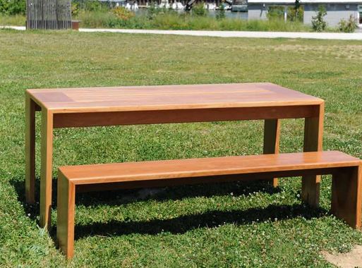 Table de pique-nique Côme - design contemporain en bois exotique FSC - finition lasuré chêne clair_1