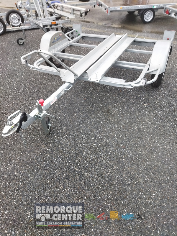 Grand châssis seul porte moto LIDER - 1 essieu - PTAC : 750 kg - 178 x 167 cm - Référence FW2700 FOURGON_SARIS_1