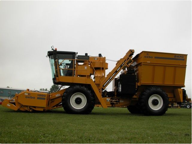 Récolteuse Oxbo 2475 - Sweere Food Processing B.V - moteur John Deere 275 hp - capacité de charge 6350 kg - multi-légumes et ergonomique_1