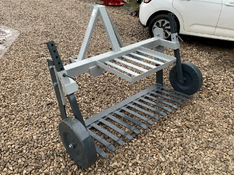 Arracheuse maraîchère/légumière NC - Lame souleveuse rigide AD150R - Largeur 1,50m - Occasion_1