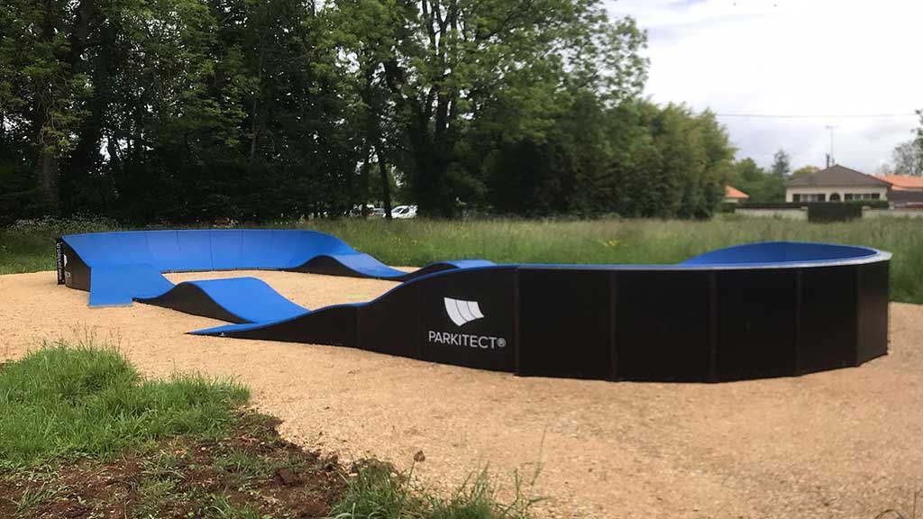 Parcours sportif - Pumptrack Classic Edition - modules légers, compacts et durables_1