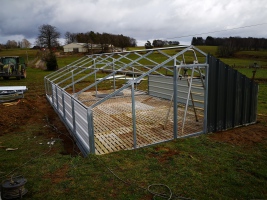 Abris porcin fixe ou déplaçable_1