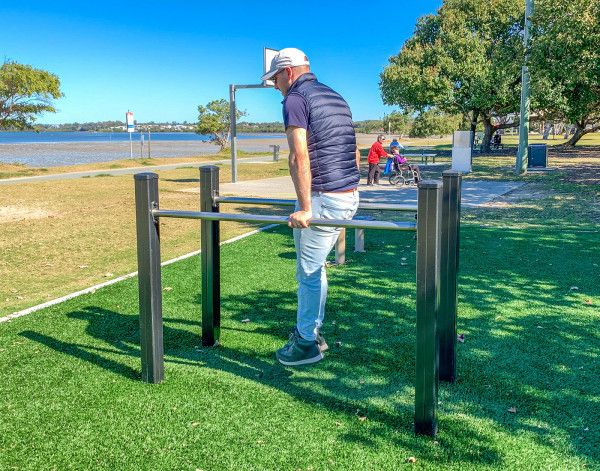 Barres parallèles senior - parcours de santé Proludic - JPS15-S-M - 1,70 m de largeur - 14 ans et plus_1