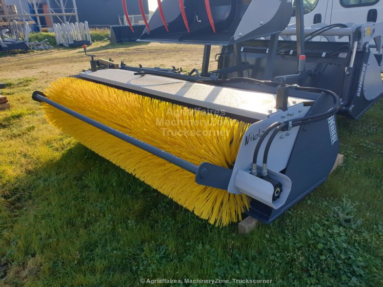 Godet balayeur à brosse rotative Sonarol LS SNR 2400 - Attelage Euro - Largeur 2400 mm - Neuf_1
