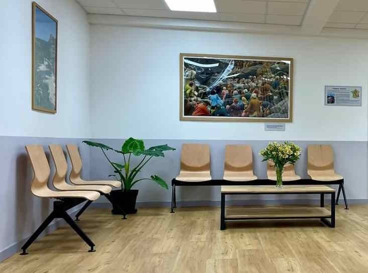 CUERVA - Siège bois sur poutre avec piètement métallique et options personnalisables_1